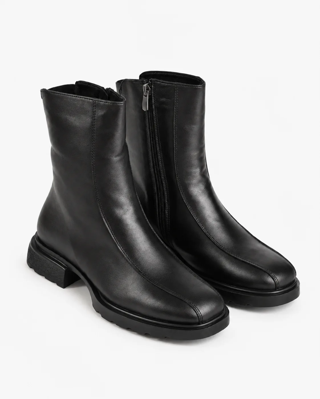 Botine de toamnă cu talpă striată — fotografia 4 din 4