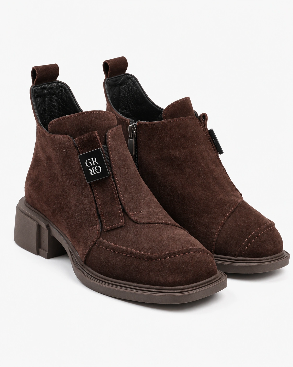 Botine maro în stil urban