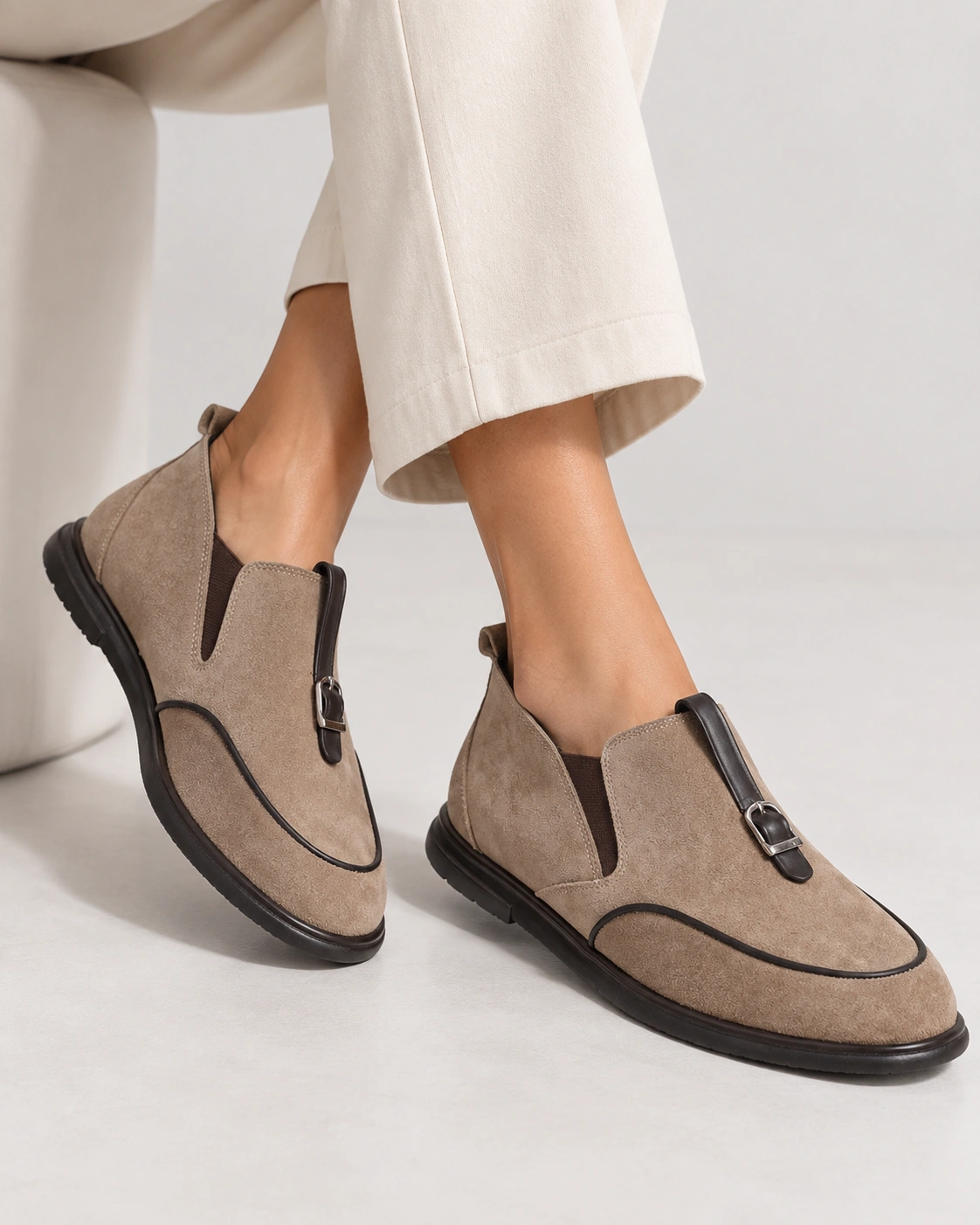 Loafers înalți de toamnă în stil casual — fotografia 2 din 4