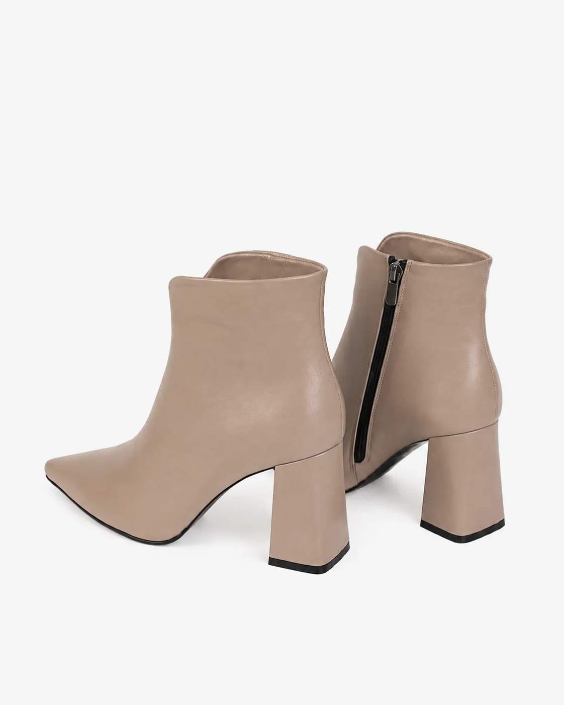 Botine bej cu toc gros și elegant — fotografia 3 din 3