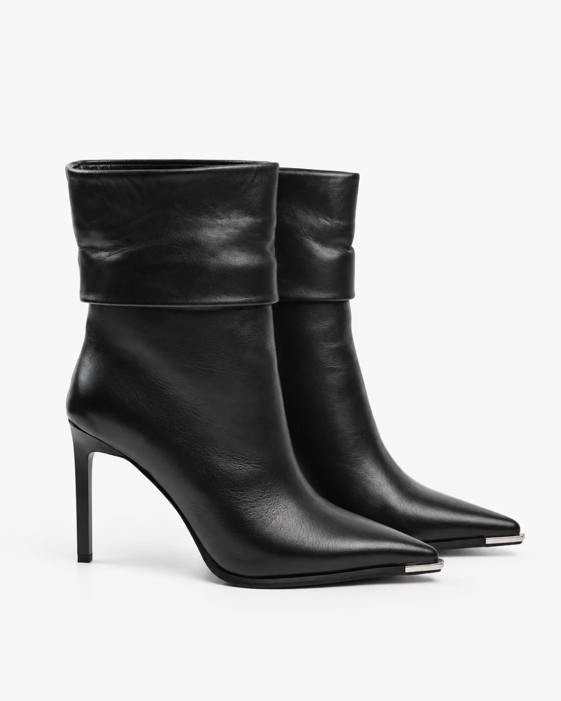 Botine negre cu manșetă