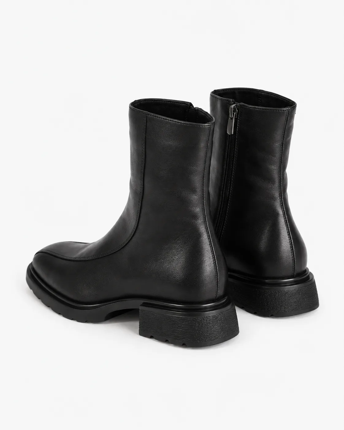 Botine de toamnă cu talpă striată — fotografia 3 din 4