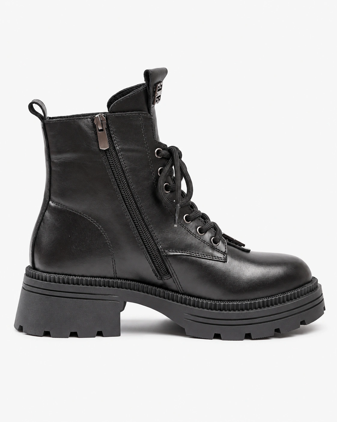 Botine înalte cu accente metalice — fotografia 3 din 5