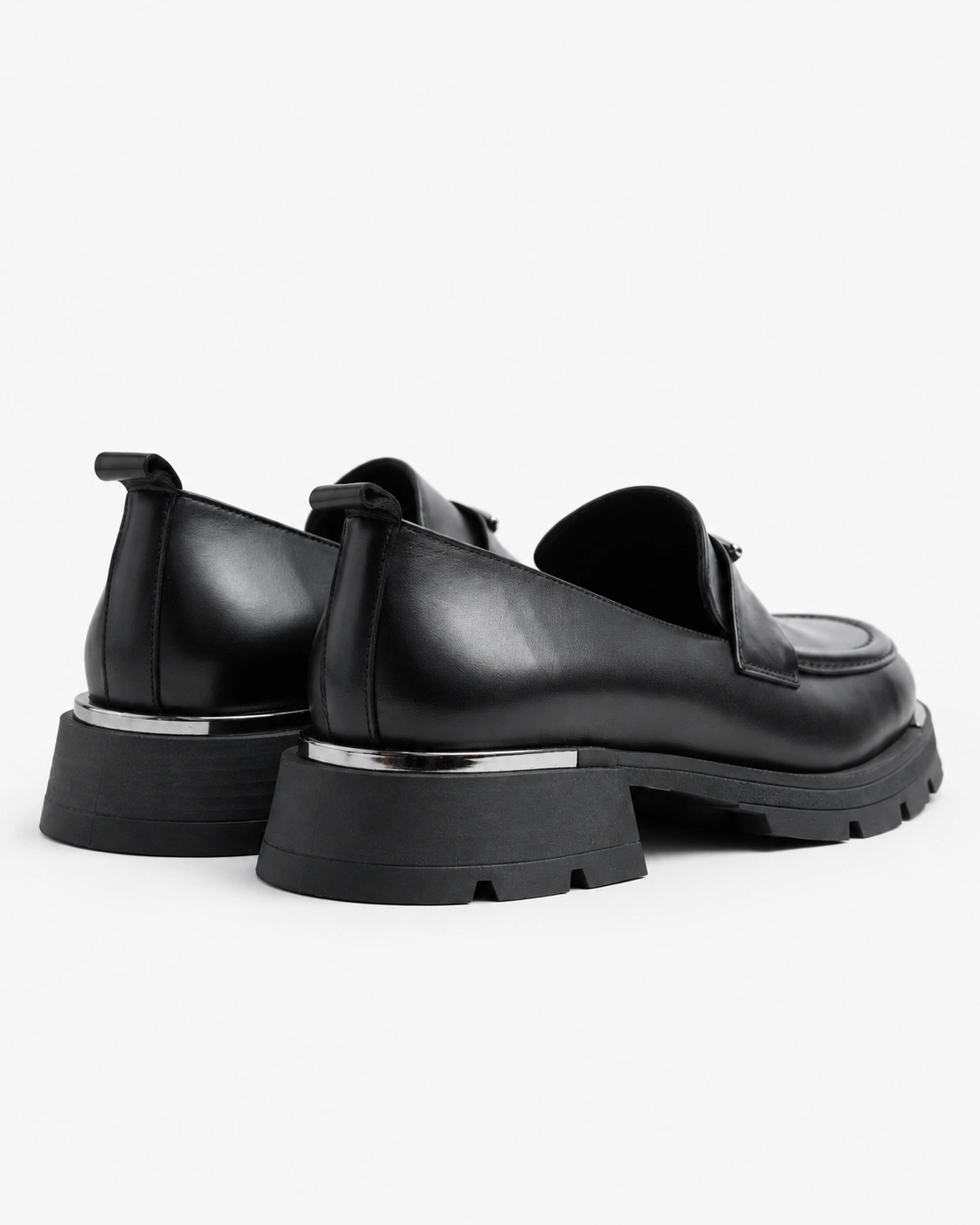 Mocasini negri cu detalii metalice — fotografia 5 din 5