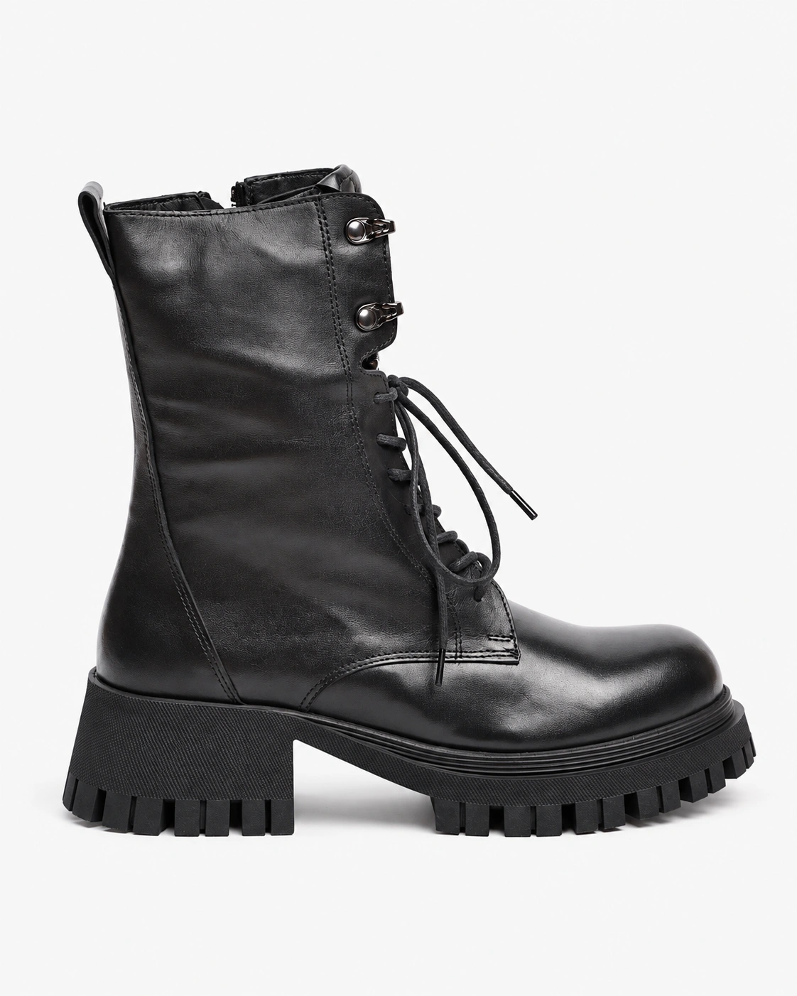 Botine înalte în stil rock — fotografia 4 din 4