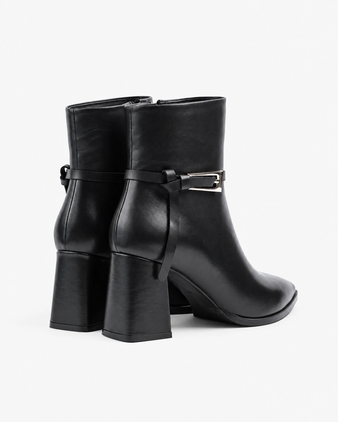 Botine cu baretă decorativă — fotografia 5 din 5