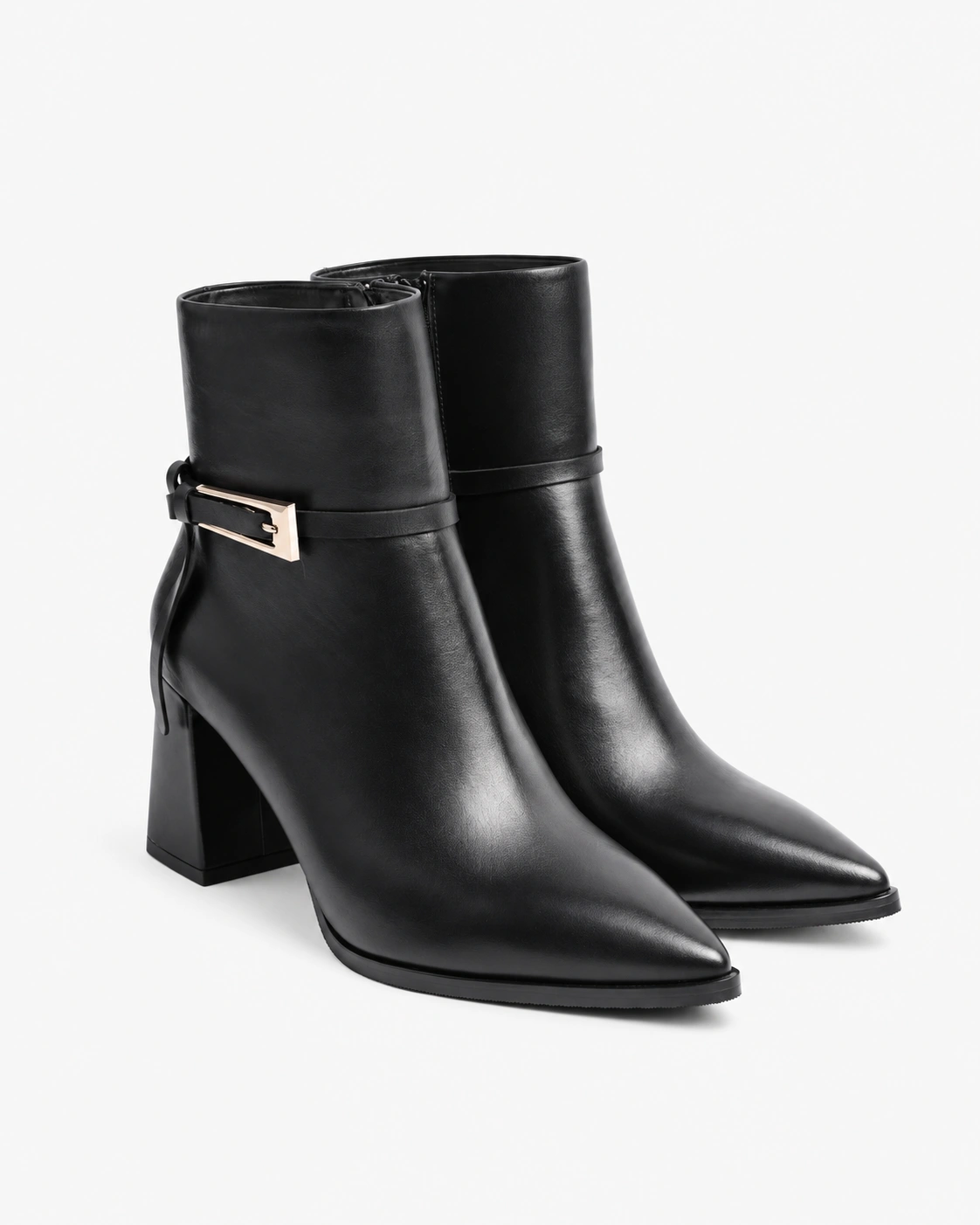 Botine cu baretă decorativă