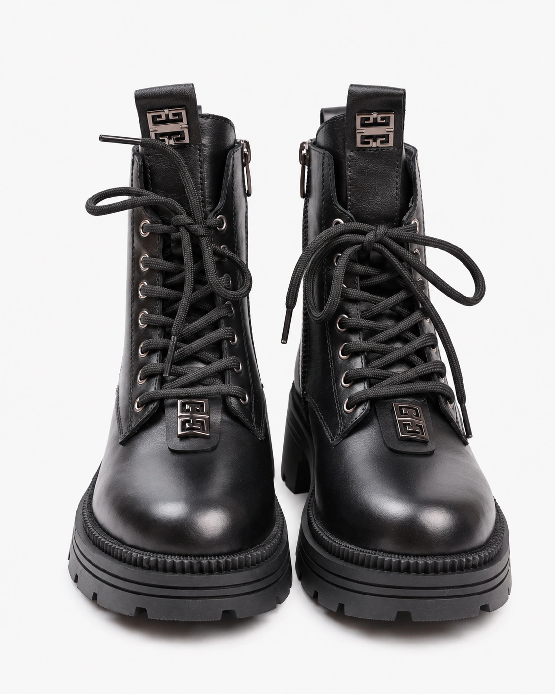 Botine înalte cu accente metalice — fotografia 5 din 5