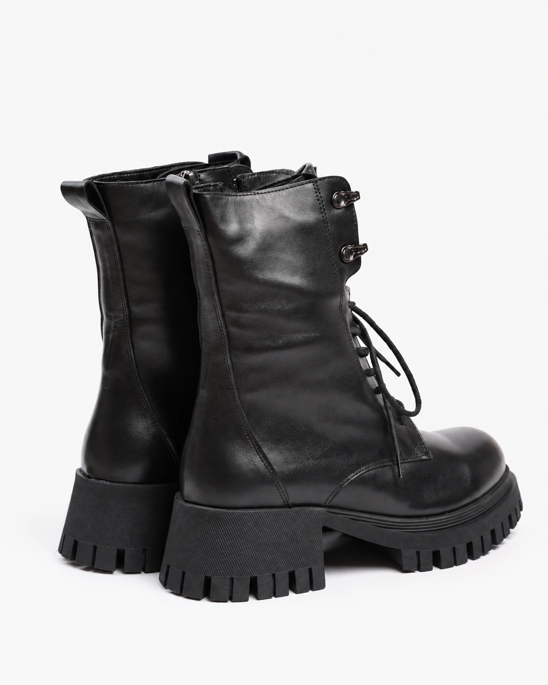 Botine înalte în stil rock — fotografia 3 din 4