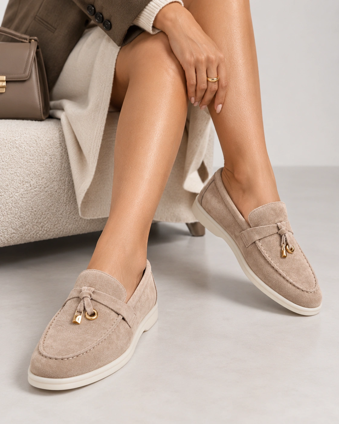 Loafers bej în stil clasic — fotografia 4 din 4