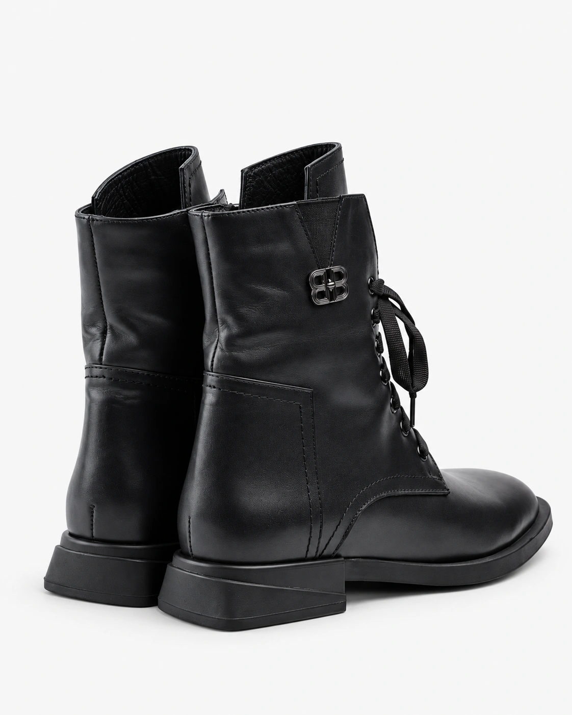 Botine din piele cu detalii elegante — fotografia 4 din 5