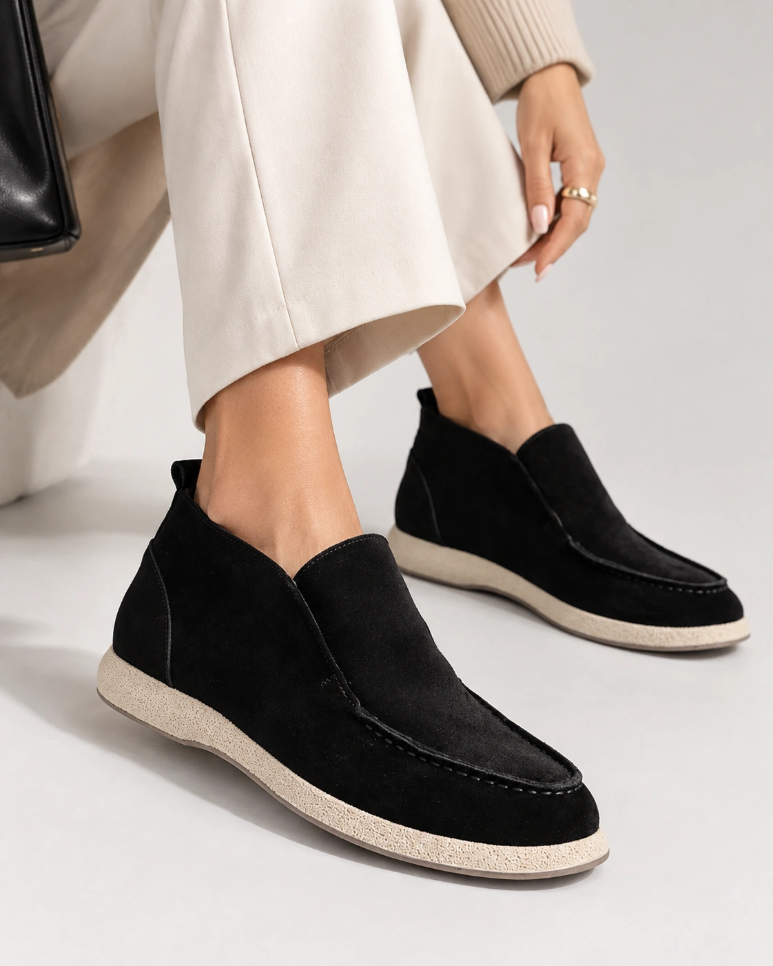 Loafers de toamnă din piele întoarsă — fotografia 2 din 5