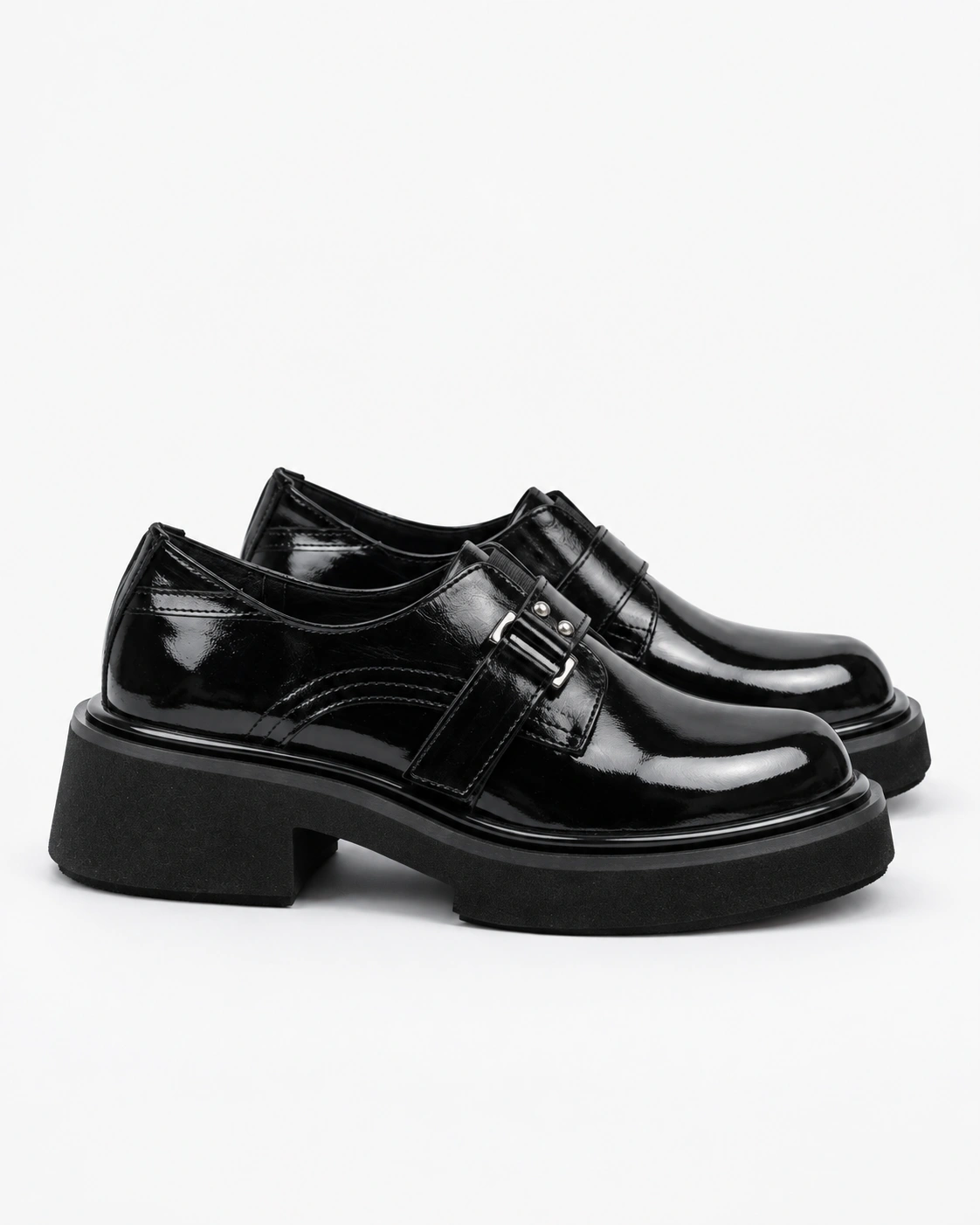 Pantofi Oxford negri lăcuiți — fotografia 3 din 4