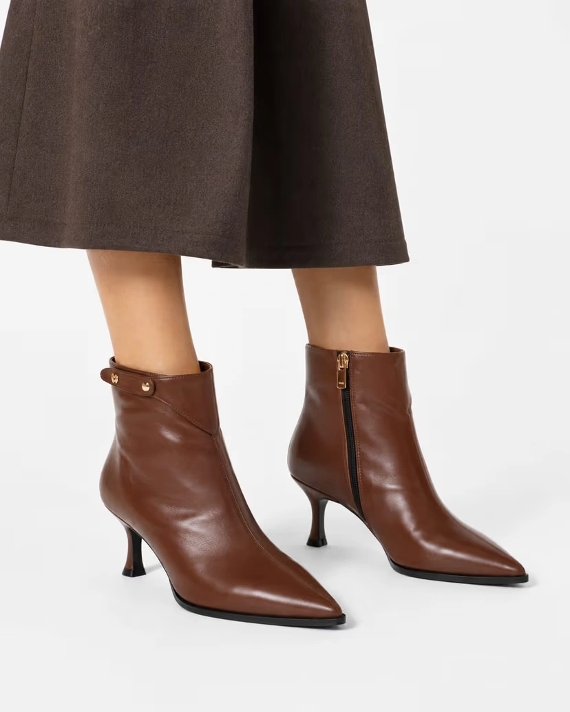 Botine elegante maro cu toc — fotografia 5 din 5